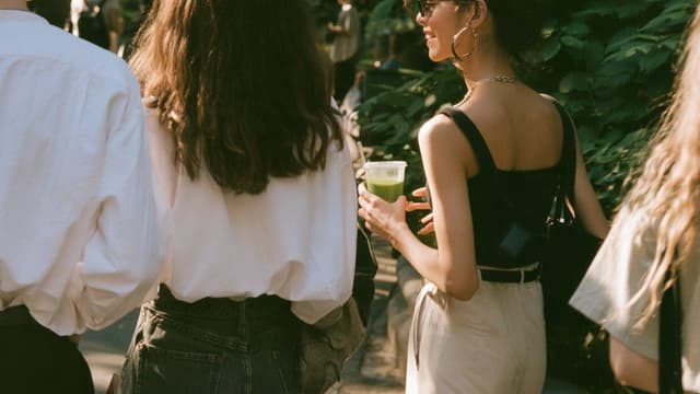 MATCHA & WALK | Longevity Hamburg goes Planten un Blomen