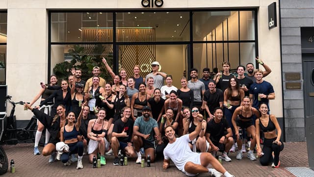 ALO RUNNERS CLUB: MARATHON SHAKEOUT @PC HOOFSTRAAT