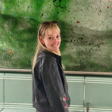 Profile picture for Valerie from Epic Llama