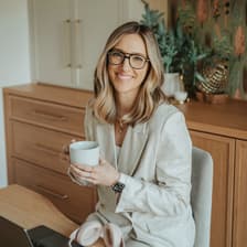 Profile picture for Kelly Hubbell