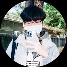 Profile picture for Yiwei Ho