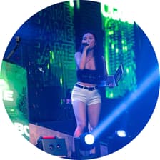 Profile picture for Ellie