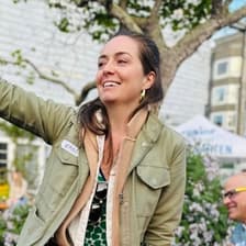 Profile picture for Raechel Lambert