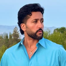 Profile picture for Luv Chandani