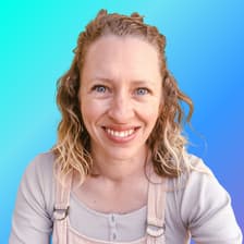 Profile picture for Aimee Devlin