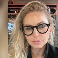 Profile picture for Karine regev