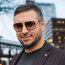 Profile picture for Waqar Gillani