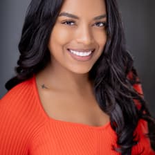 Profile picture for Nadia  Adelay