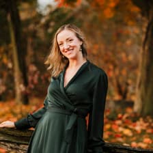 Profile picture for Jacqui Farley