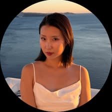 Profile picture for Izzy Kim