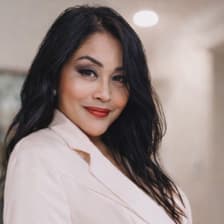 Profile picture for Sharon Alvarado