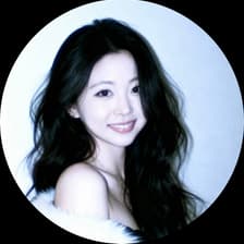 Profile picture for Angie Liu
