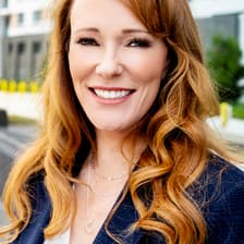 Profile picture for Jennifer Hannigan