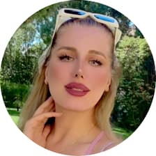 Profile picture for Zoya Tavakkoli