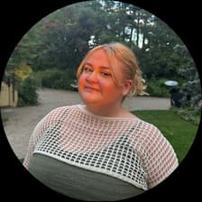 Profile picture for Chloe Streit