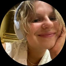 Profile picture for Marta L