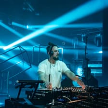 Profile picture for Lbert