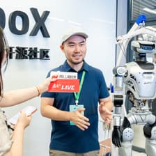 Profile picture for Tuo Liu @Robotuo