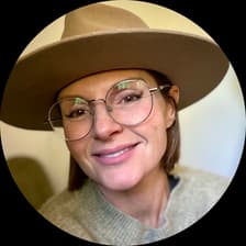 Profile picture for Emily Ocon