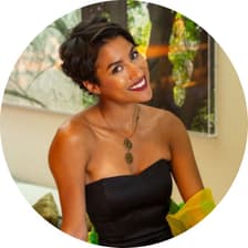 Profile picture for Suzane Pinheiro