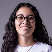 Profile picture for Luana Pereira
