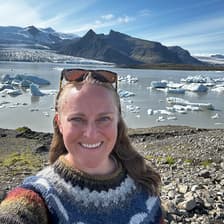 Profile picture for Betsy Irizarry