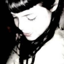 Profile picture for livia diniz