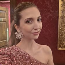 Profile picture for Laura Makaltses