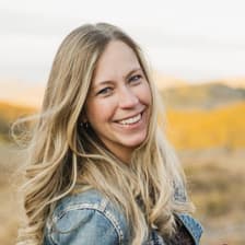 Profile picture for Lauren Gray