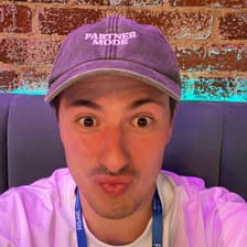Profile picture for Andreas Geamanu