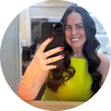 Profile picture for Marina Dourado