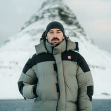 Profile picture for Elliot Simpson