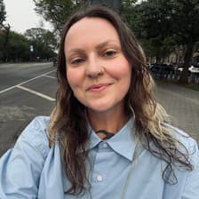 Profile picture for Helene Hermes