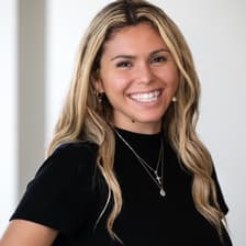 Profile picture for Noelle Hale