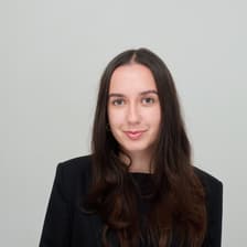 Profile picture for Alexa Kuburi