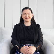 Profile picture for Danna Guzmán