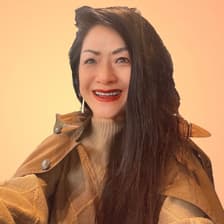 Profile picture for Karolyn Zeng