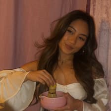 Profile picture for Anna Pedron