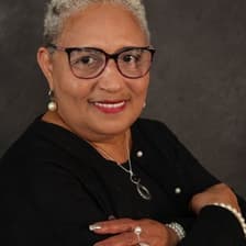 Profile picture for Dr. Carolyn Banks