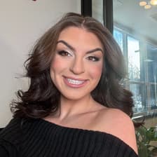 Profile picture for Serafina Valentine