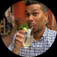 Profile picture for Moisés Paul