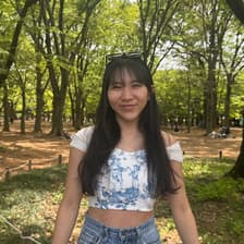 Profile picture for Si Jing T