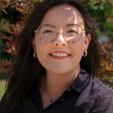 Profile picture for Stephanie Juniat