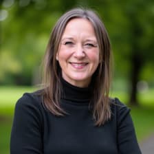 Profile picture for Sarah Noet