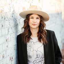 Profile picture for Veronica Mcgibney