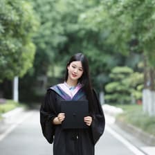 Profile picture for Ashley Zhou