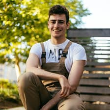 Profile picture for Robert Chisholm