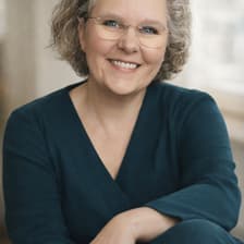 Profile picture for Mira Soldottir