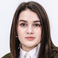 Profile picture for Veronica Tarus