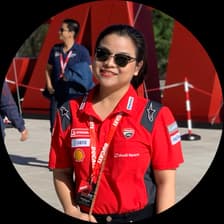 Profile picture for Phoenix Nguyen